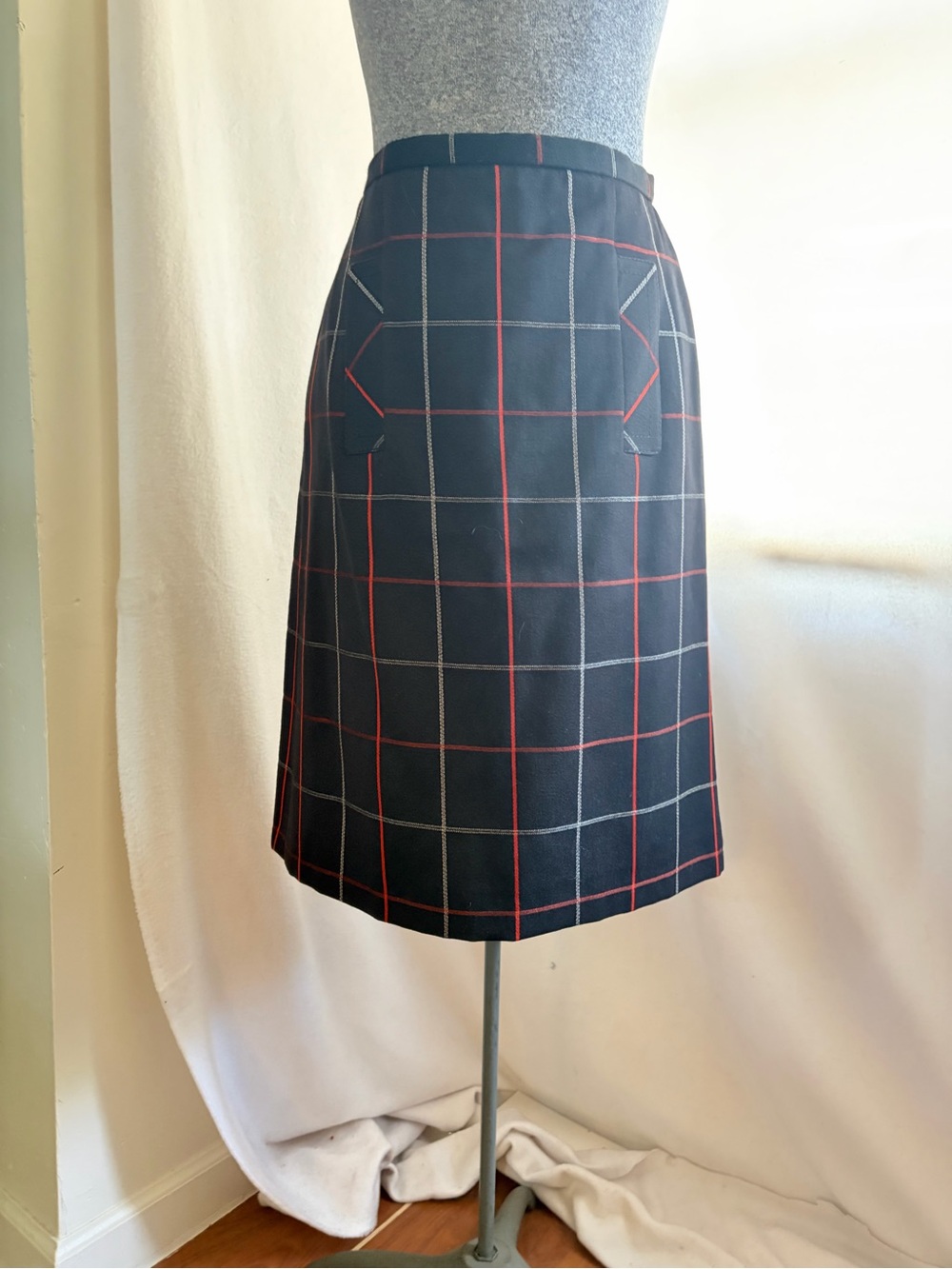 Vtg 70s German Barco Sport black windowpane plaid wool skirt